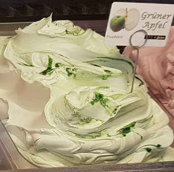 Eisidee Grüner Apfel mit Variation. Eis & Gelati